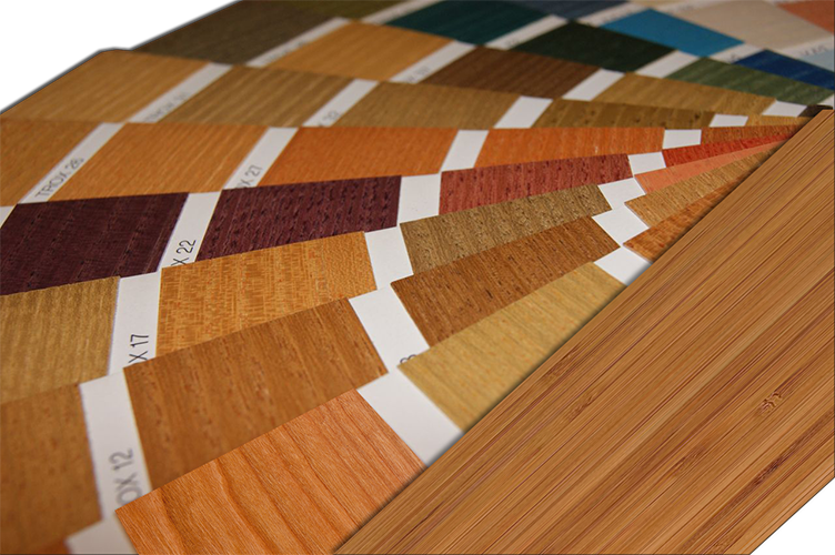 madera teñida según catálogo