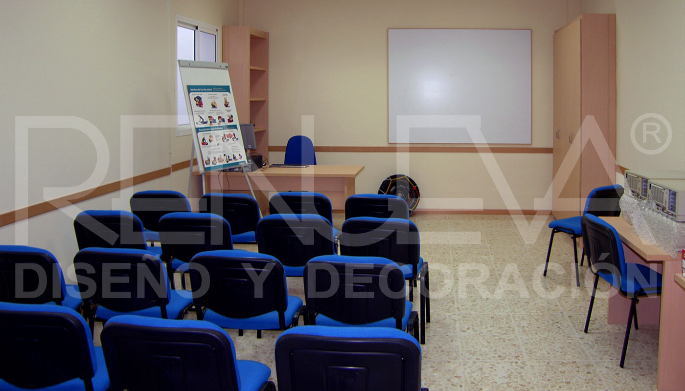 Aula completa amueblada autoescuela